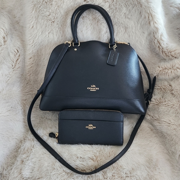 Like New COACH Sierra Bag Purse Black Crossbody Strap DUSTBAG - Picture 16 of 16